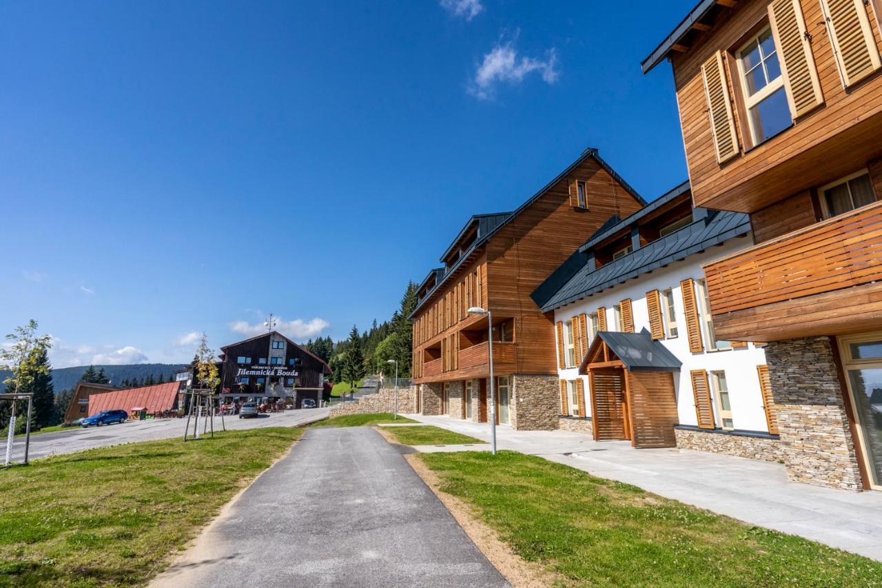 Apartman Horni Misecky - Luxusni Ubytovani Pro Dve Rodiny S Detmi Bagian luar foto