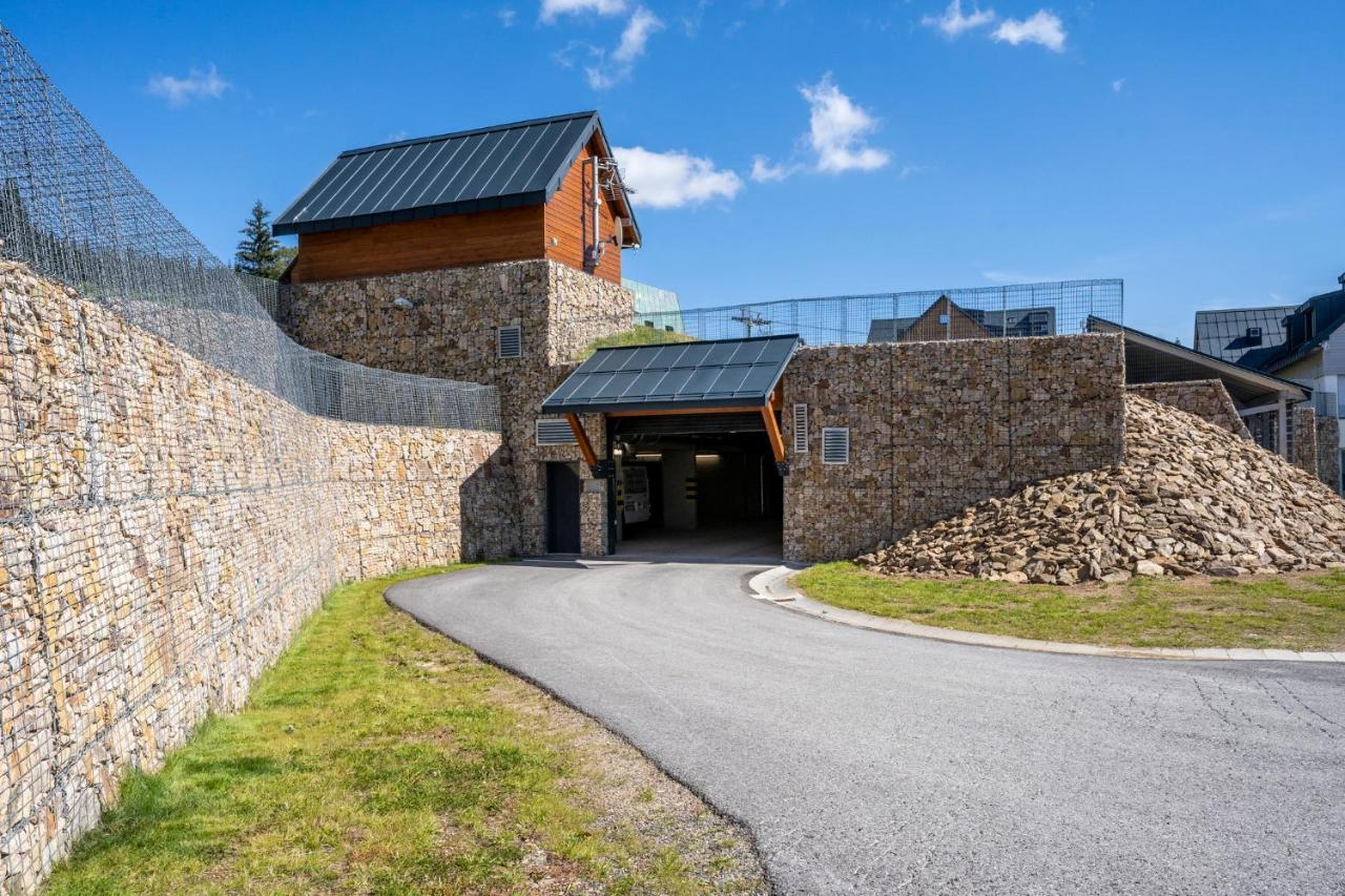 Apartman Horni Misecky - Luxusni Ubytovani Pro Dve Rodiny S Detmi Bagian luar foto